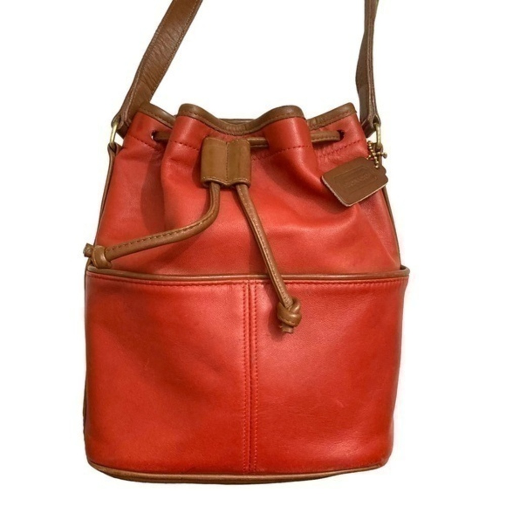 Coach vintage Thompson drawstring bucket bag RARE colorblock two tone red brown